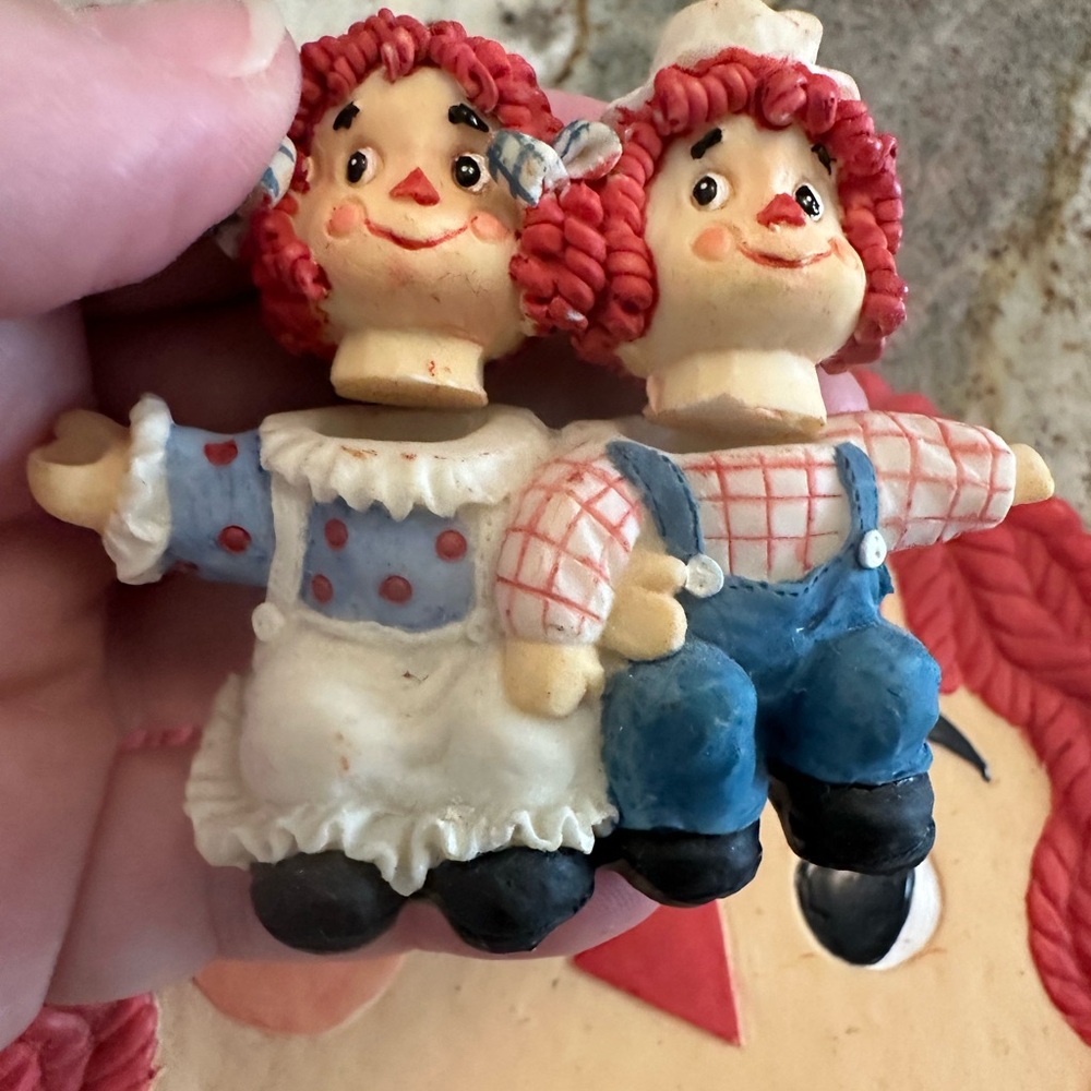 Raggedy Ann & Friends Miniature tea set - Picture 6 of 11